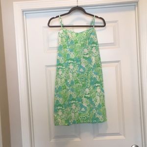 Lilly Pulitzer dress on to the jungle. Gold zipper